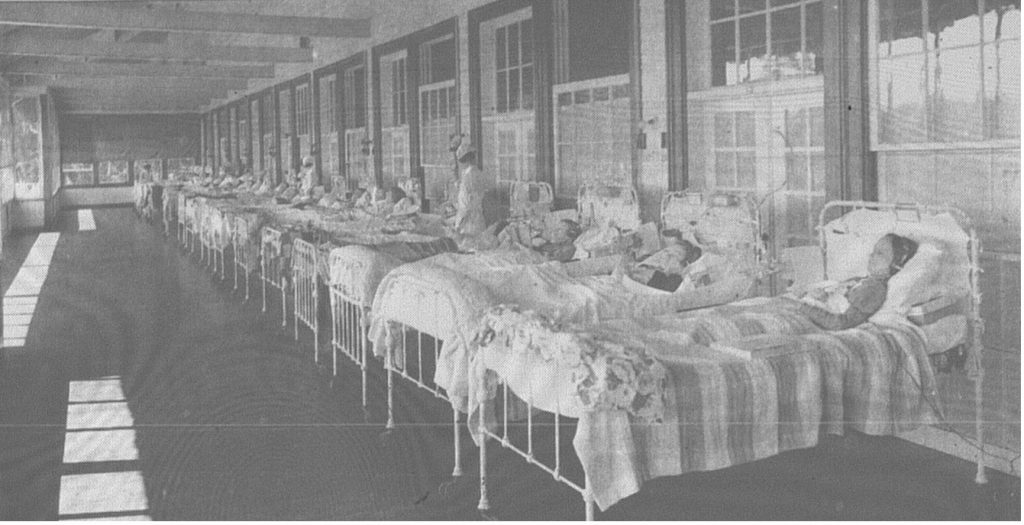 A sleeping porch at Catawba Sanitorium in 1913. Image from the Roanoke Times & World News, March 29, 1992.